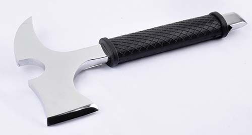Firefighting waist axe Good destructibility, short and lightweight and difficult to be released.